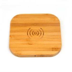 Square Wireless Charger Bamboo Model Wooden Wireless Charging Case Customized logo for Promotional Gifts
